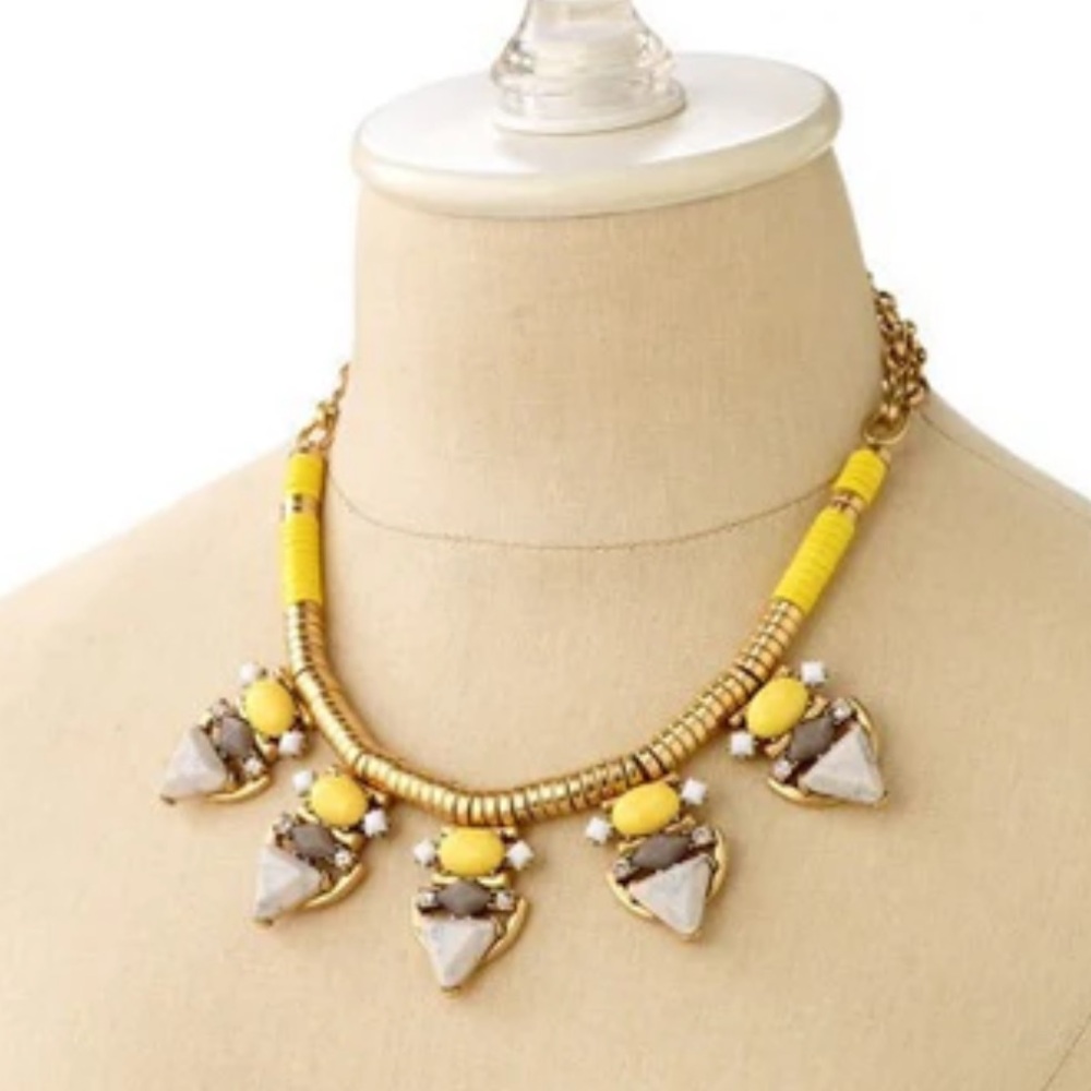 Stella and Dot Pavillion yellow and gold adjustable statement necklace